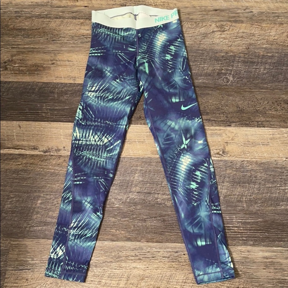 Nike Pro running tights size small